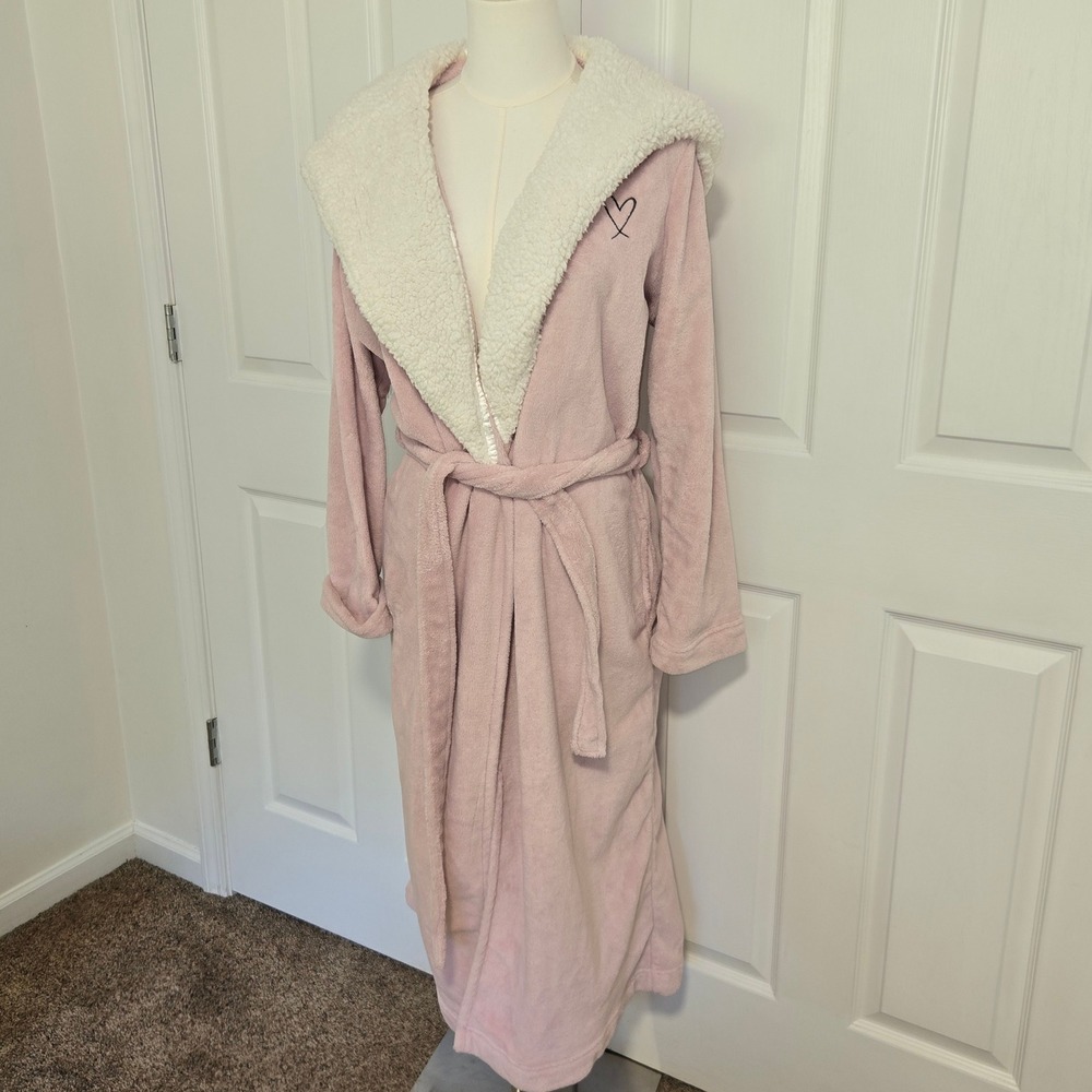 Victoria's Secret Hooded Robe Women M/L Pink Plush Faux Fur Lined Heart 11116322